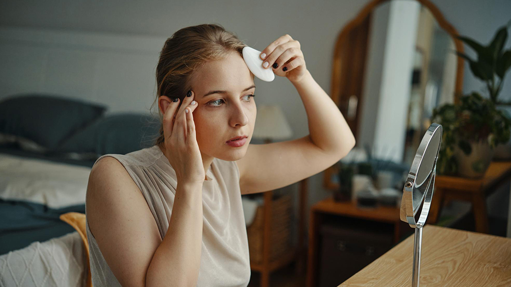 میسلار واتر و مراقبت از پوست
