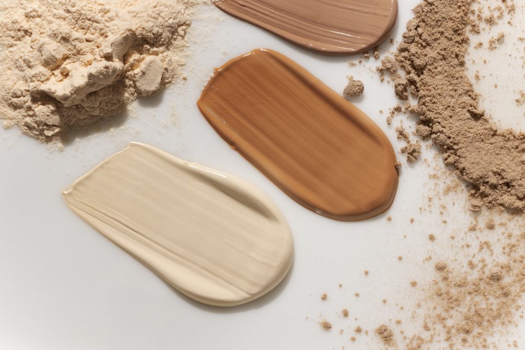 اکسید شدن | چرا کرم‌پودر روی پوست تیره می‌شود؟